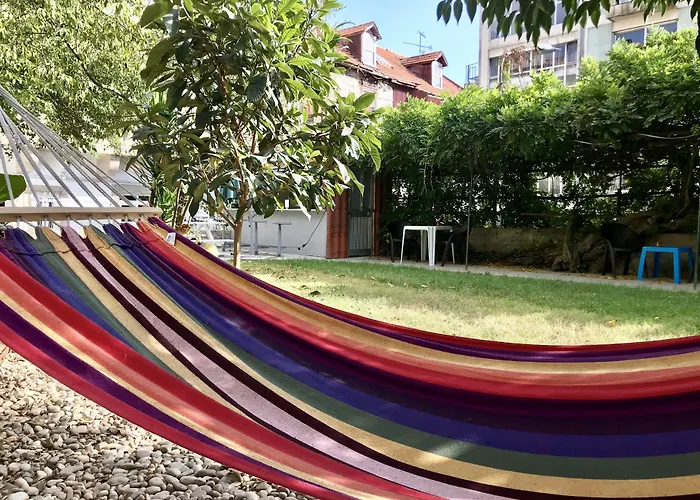 Hostel Urban Garden *