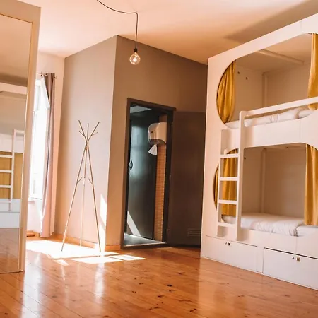 Urban Garden Hostel Porto