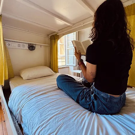 Hostel Urban Garden Porto