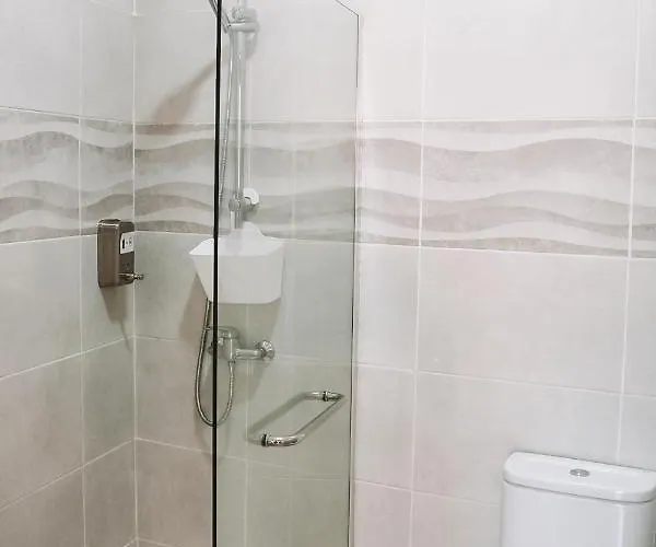 Urban Garden Хостел Порту