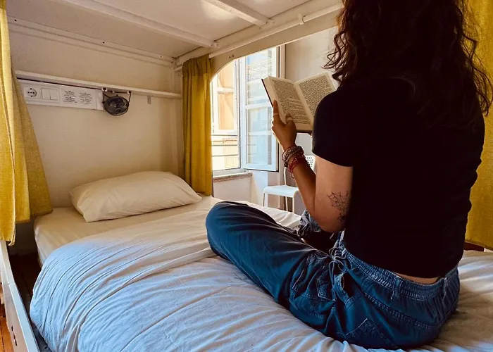 Хостел Urban Garden *